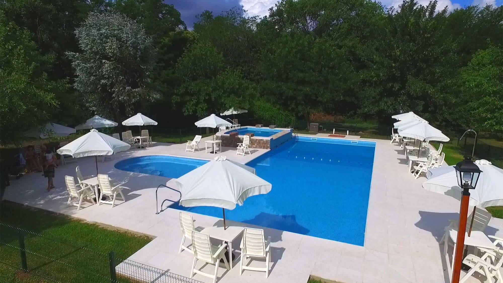 Cabanas Am Bach ビジャ・ヘネラル・ベルグラーノ エクステリア 写真